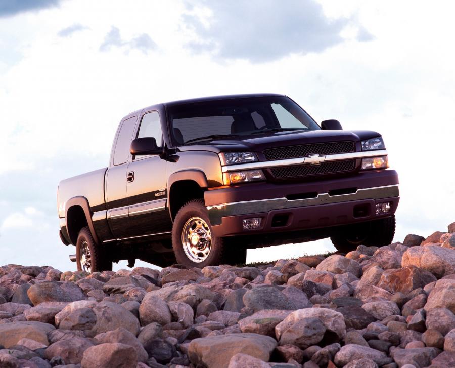  Chevrolet Silverado Heavy Duty 2003 года  (фото 32 из 36)